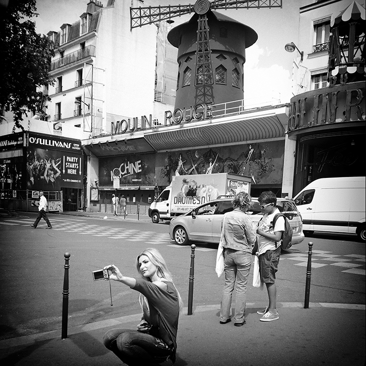 Paris -  Place Blanche 10-08-2013 #01